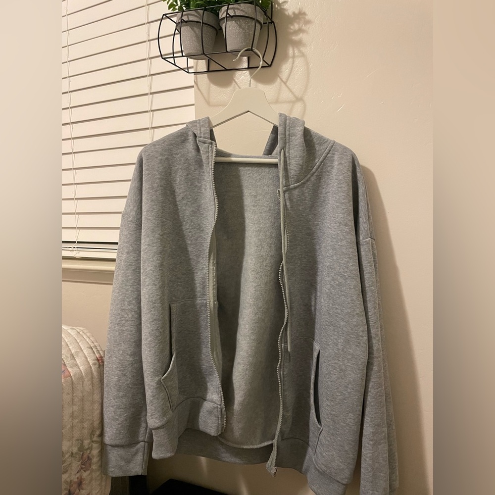 grey oversized sweater